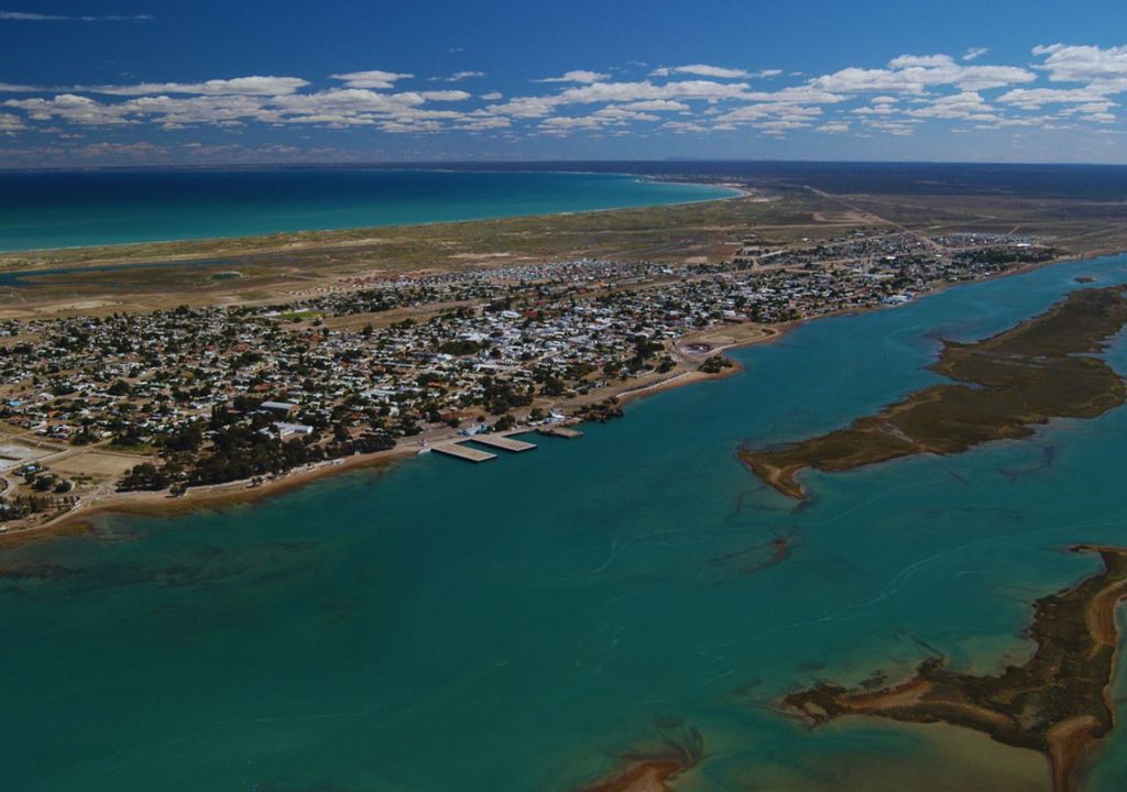 Tren Patagónico en la provincia de Río Negro, Argentina Tren Patagónico en la provincia de Río Negro, Argentina