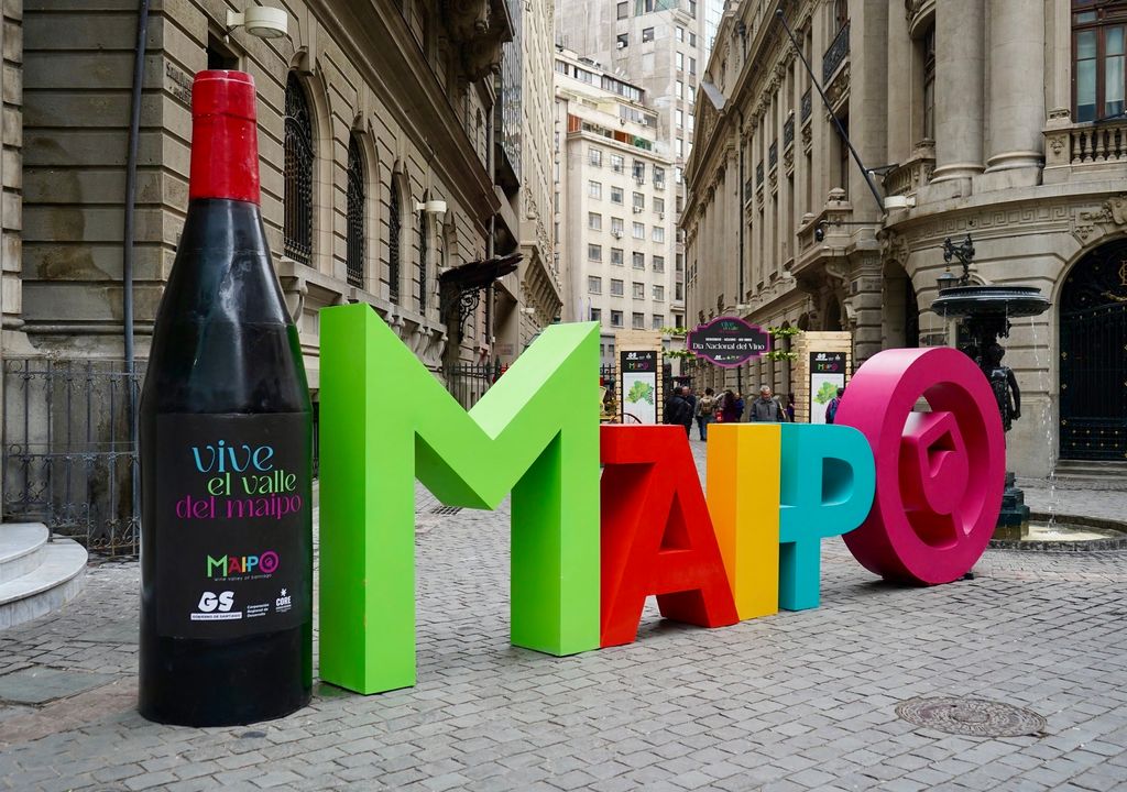 Día del Vino en el Barrio La Bolsa de Santiago. Día del Vino en el Barrio La Bolsa de Santiago.