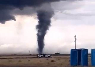 Tres tornados en una tarde