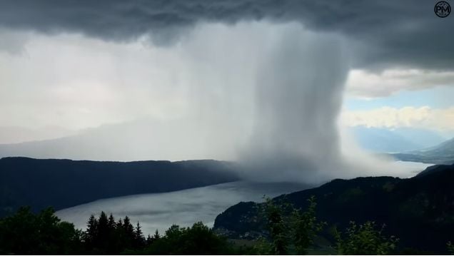 “tsunami” Caído Del Cielo