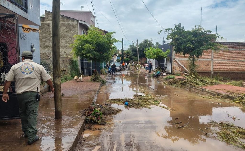 Los acumulados de lluvias más importantes esta semana, serán sobre Jalisco, Colima, Nayarit, Guerrero y Michoacán gracias al ciclón tropical Polo. Los acumulados de lluvias más importantes esta semana, serán sobre Jalisco, Colima, Nayarit, Guerrero y Michoacán por el ciclón tropical Polo. Cortesía de Protección Civil Jalisco.