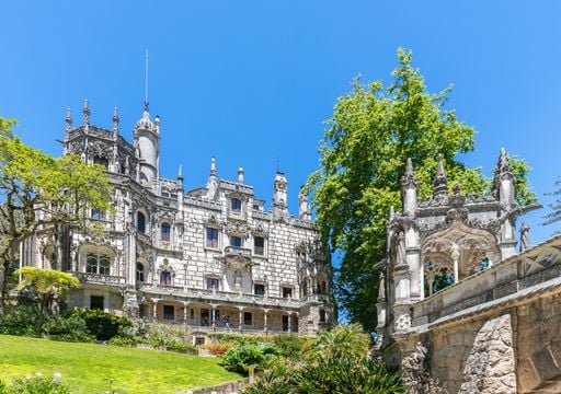 T&uacute;neis, deuses e segredos: descubra a Quinta da Regaleira como nunca a viu