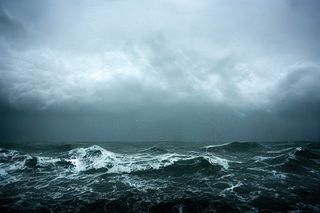 Turbulentes Pfingstwetter an der See - Schauer, Gewitter, Sturm und Kälte sorgen für Herbstfeeling