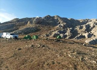 Turchia, grande operazione di soccorso in grotta: speleologo bloccato all'impressionante profondità di -1000 metri