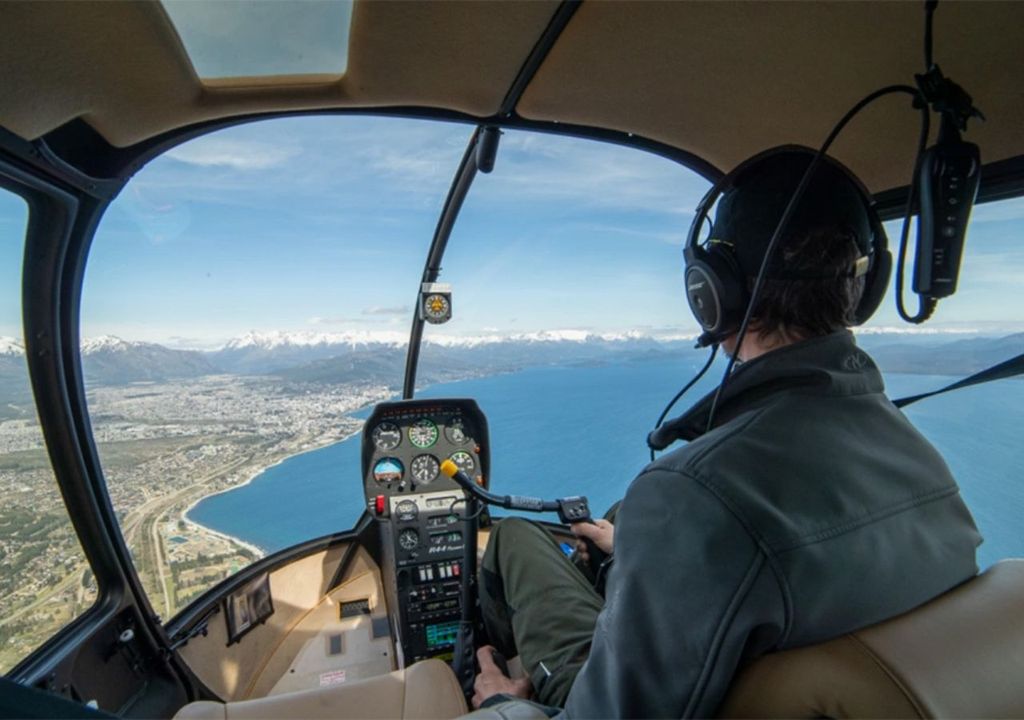 Turismo en helicóptero en Argentina: los mejores destinos y propuestas Turismo en helicóptero en Argentina: los mejores destinos y propuestas