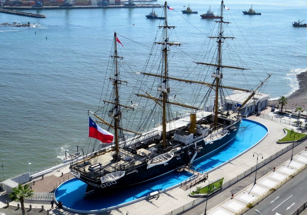 Réplica de La Esmeralda en Iquique.