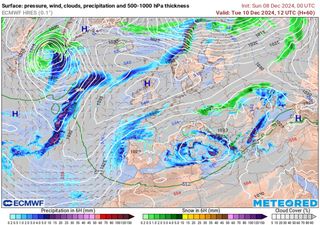 UK weather: Another windy day but a period of calmer and drier weather ahead with frost and fog