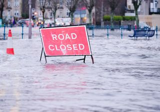 UK weather outlook: Torrential rain and thunderstorms threaten flooding this weekend