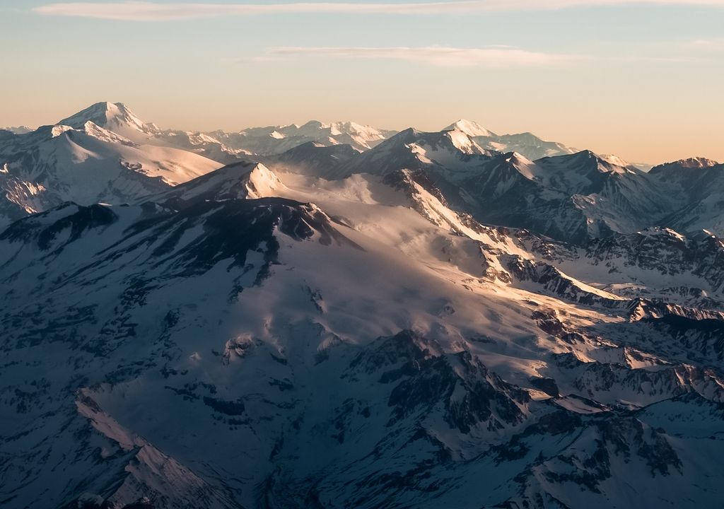 Cordillera de Los Andes nevada