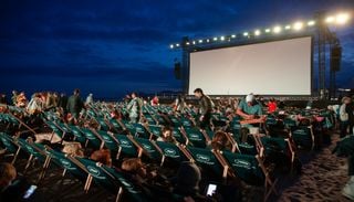 &Uacute;ltimos dias de calor? Aproveite, este fim de semana h&aacute; cinema ao ar livre