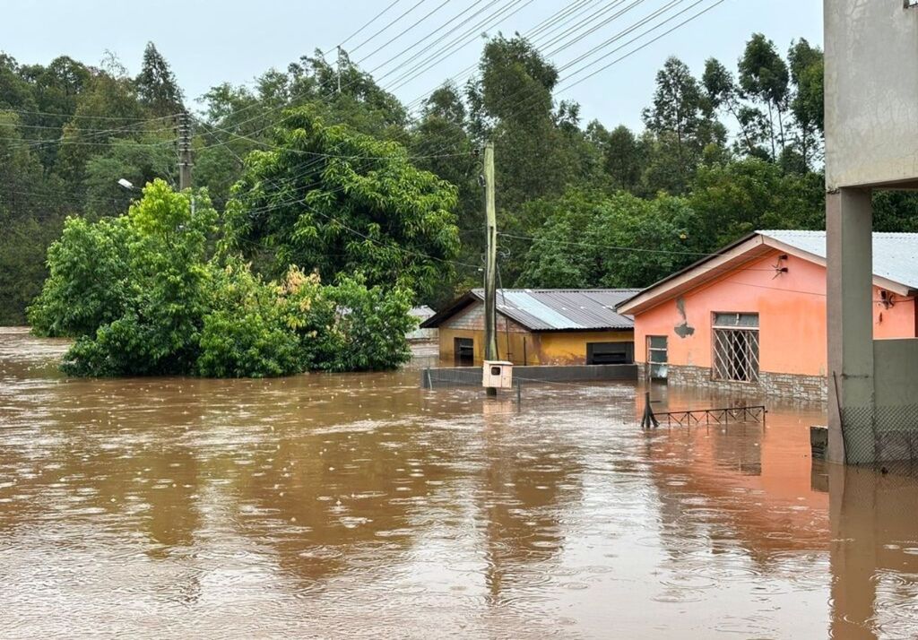 A cidade de Jaguari, na região de Santa Maria, decretou calamidade pública devido à enchente do Rio Jaguari. Créditos: Reprodução/Andressa Gampert/ Prefeitura de Jaguari.
