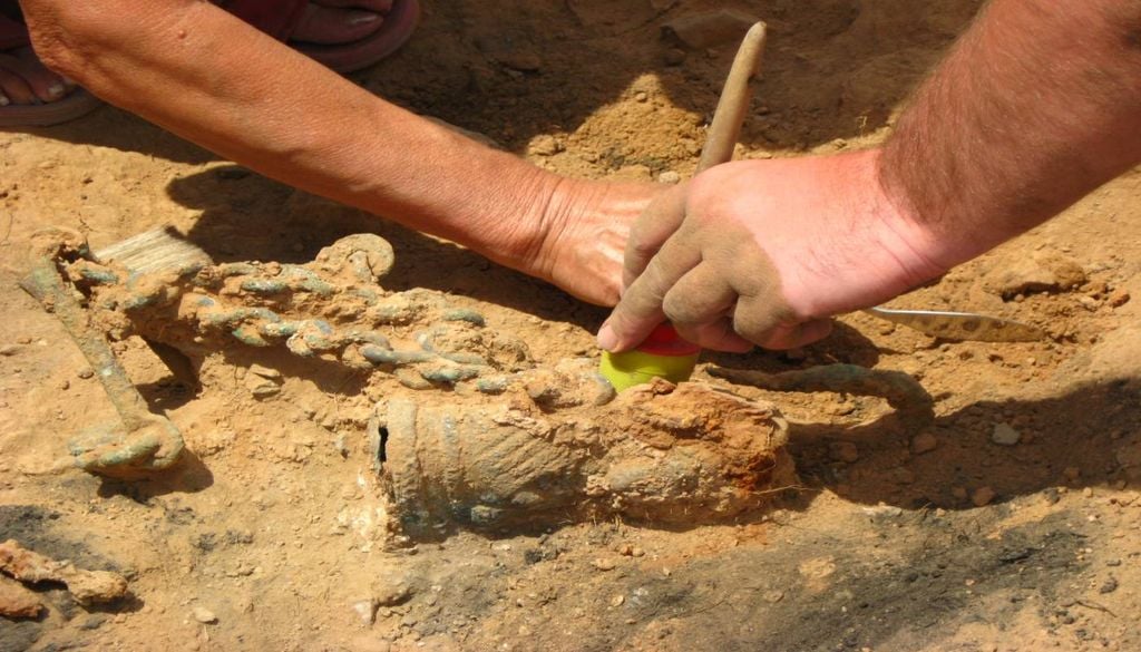 As escavações arqueológicas irão manter-se abertas ao público nos dias úteis entre as 08:30 e as 12:30, permitindo aos mais curiosos acompanhar de perto o trabalho desenvolvido pelos cientistas. Imagem meramente ilustrativa.
