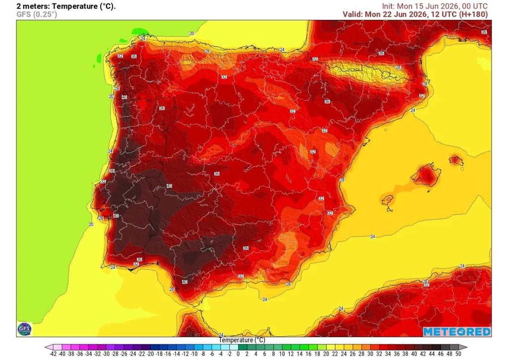 Temperatura 2m O modelo GFS apresenta um cenário semelhante, mas concentra as temperaturas mais extremas no Vale do Tejo e interior leste, chegando a calcular valores próximos dos 44 °C.
