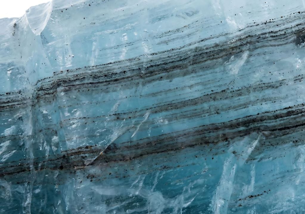 riduzione dei ghiacciai Strato dopo strato, il ghiacciai custodiscono fondamentali tracce del passato