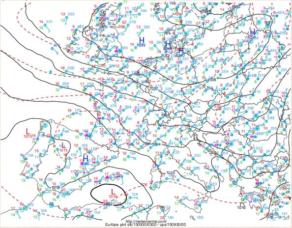 Un Complejo Convectivo De Mesoescala En Las Cercanías De Baleares Análisis de superficie de las 03 UT. MeteoCentre
