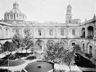 Un convento del siglo XVII que hoy es un jardín secreto en el corazón de la CDMX