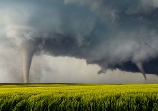 Un dron logra adentrarse en un violento tornado EF3 y filmar todo lo que sucede dentro, las imágenes son increíbles