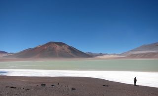 Un enorme domo crece en los Andes centrales
