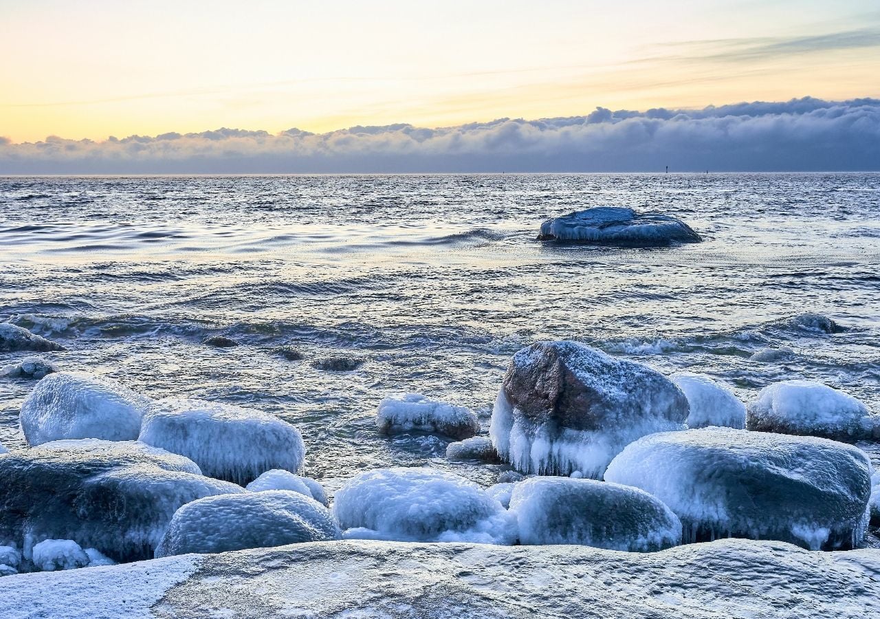 La pérdida de hielo marino es una clara evidencia de cómo las emisiones de gases de efecto invernadero han alterado una de las características definitorias del Ártico.