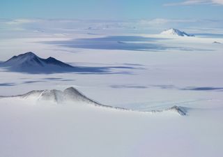 Are mountains appearing in Greenland due to global warming?  A polar explorer reveals his surprise