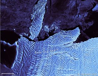 Un gran iceberg, B47, se separa de la plataforma de hielo de Getz