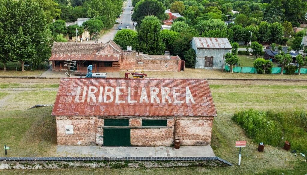Uribelarrea Uribelarrea, un pueblo rural y polo gastronómico para conocer a 15 km de Cañuelas.