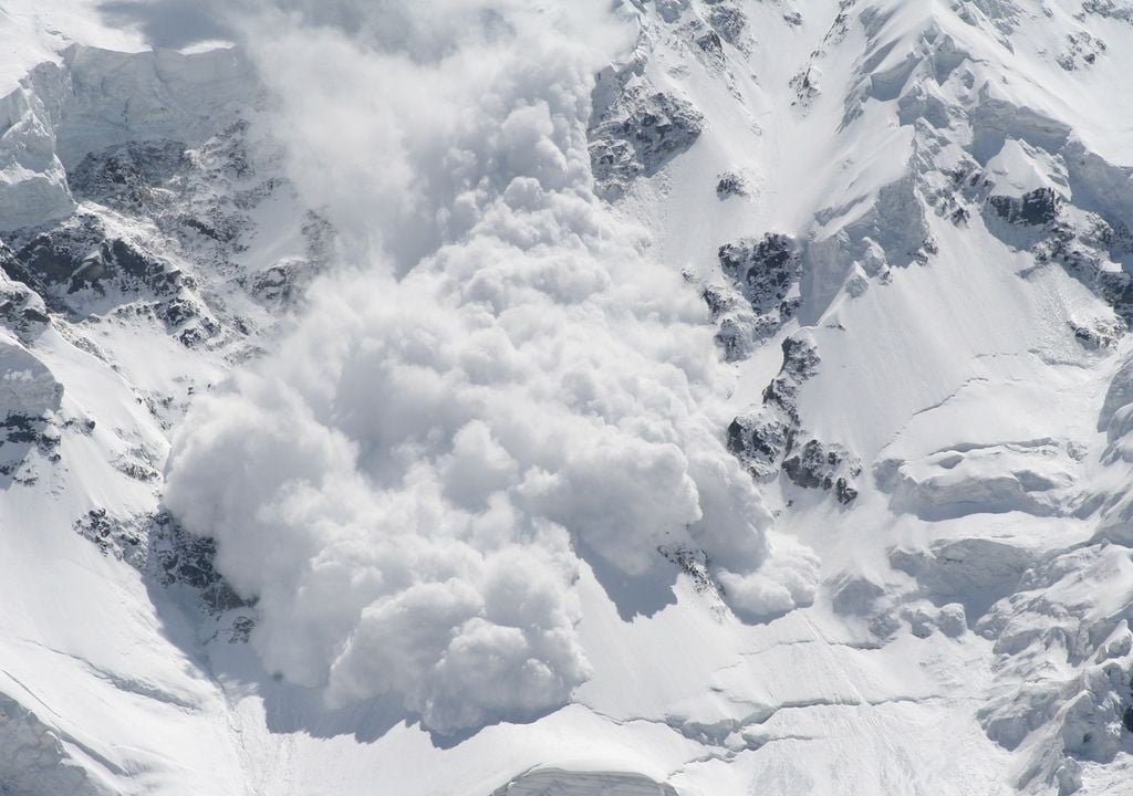 Sulle Alpi il fenomeno delle valanghe è al rischio massimo.