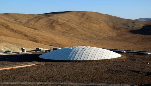 Un oasis tropical en el lugar m&aacute;s seco del mundo: los secretos del espectacular b&uacute;nker de los astr&oacute;nomos en Atacama