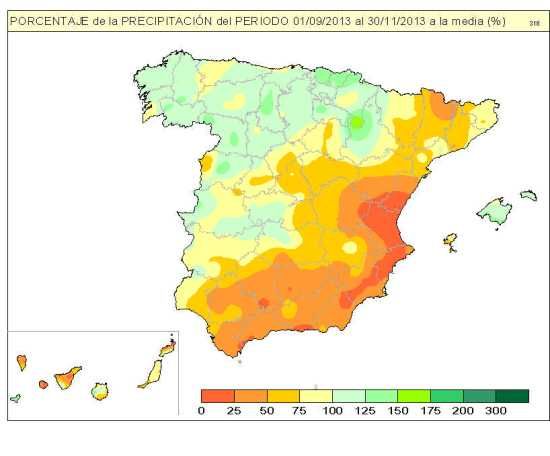 Un Otoño Muy Cálido Y Seco Precipitación otoño 2013 En los meses de septiembre y octubre la precipitación media a nivel nacional se situó alrededor del 90% del correspondiente valor medio mensual, mientras que en noviembre sólo alcanzó el 65% de dicho valor normal. La distribución geográfica de las precipitaciones de septiembre fue muy desigual, habiendo resultado húmedo a muy húmedo en el sur de Galicia, Castilla y León, Castilla-La Mancha, La Rioja, norte de Extremadura, la mayor parte de Andalucía y parte de Canarias y en cambio muy seco en el este peninsular, con precipitaciones por debajo del 25% del valor medio en Valencia y sur de Cataluña. En las regiones cantábricas y en el centro peninsular fue normal o algo seco. Tanto en Baleares como en Canarias las precipitaciones mensuales oscilaron en torno a los valores medios de septiembre. Octubre fue muy húmedo en la mitad noroeste peninsular, con excepción de las regiones cantábricas, mientras que resultó por el contrario muy seco en las regiones de las vertientes mediterránea y cantábrica, así como en Baleares y en gran parte de Canarias. Noviembre fue muy húmedo en el nordeste de Galicia, regiones cantábricas, la Rioja, Navarra, Cataluña, Baleares, centro y sur de Aragón, norte de Castilla y León y norte de Valencia, llegando a ser extremadamente húmedo en diversas áreas del País Vasco y de la isla de Mallorca. En el resto de España este mes fue seco a muy seco, con precipitaciones por debajo del 25% del valor normal en la mayor parte de la vertiente atlántica y en algunas áreas de Murcia, del centro de Valencia y de la zona de Pirineos. En Canarias noviembre fue muy húmedo en algunas zonas de las islas más occidentales, mientras que en el resto fue normal o algo más seco de lo normal. A lo largo del trimestre otoñal se produjeron diversos episodios de precipitaciones intensas, de entre los cuales se destacan los siguientes: el que afecto a las regiones del tercio occidental en los últimos 4 días de septiembre, que dio lugar a cantidades acumuladas superiores a 150 mm. en algunos puntos; el temporal que afectó al noroeste peninsular entre los días 21 y 24 de octubre, especialmente a Galicia, donde en algunos puntos se acumularon cantidades superiores a 250 mm.; las fuertes precipitaciones que se registraron en Baleares el día 29 de octubre y finalmente, los diversos episodios de precipitaciones intensas que afectaron al norte y nordeste peninsulares y a Baleares a lo largo del mes de noviembre, en concreto el día 12 al País Vasco, especialmente a la provincia de Guipúzcoa, entre los días 15 y 19 a Baleares y entre los días 16 y 18 a Cataluña.El valor máximo de precipitación diaria acumulado entre observatorios principales en el trimestre correspondió a Tortosa con 91,3 mm el día 16 de noviembre, seguido de San Sebastián-Igueldo con 81,1 mm el día 12 de noviembre.Fuente: AEMET www.aemet.es