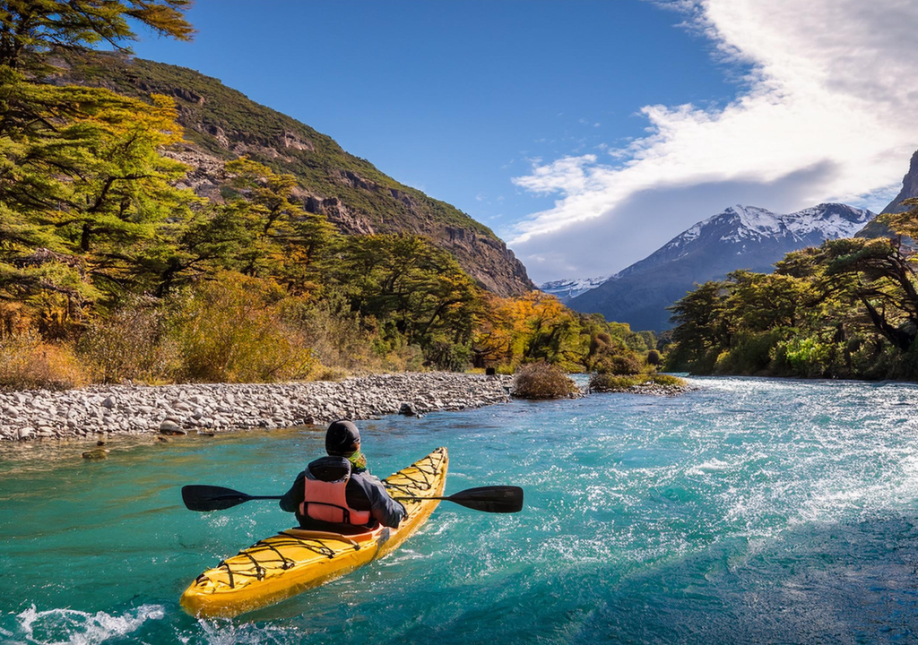 Futaleufu, Chile Futaleufú es el nombre del cauce y significa "Río Grande". Aquí se puede practicar kayak y rafting, entre otros deportes.