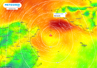 Un potenziale 'medicane' potrebbe formarsi nel Mediterraneo e interessare l'Italia: ecco le aree coinvolte