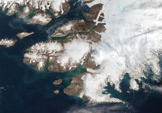Un radar de la NASA revela la ciudad nuclear enterrada bajo el hielo de Groenlandia