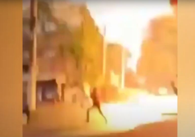Rayo casi impacta peatones en el estado de São Paulo Rayo casi impacta peatones en el estado de São Paulo