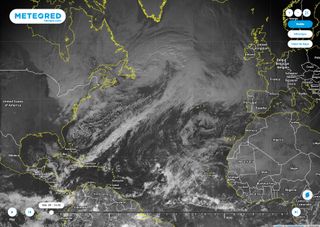 Un río atmosférico impactará con la península, atención a las lluvias