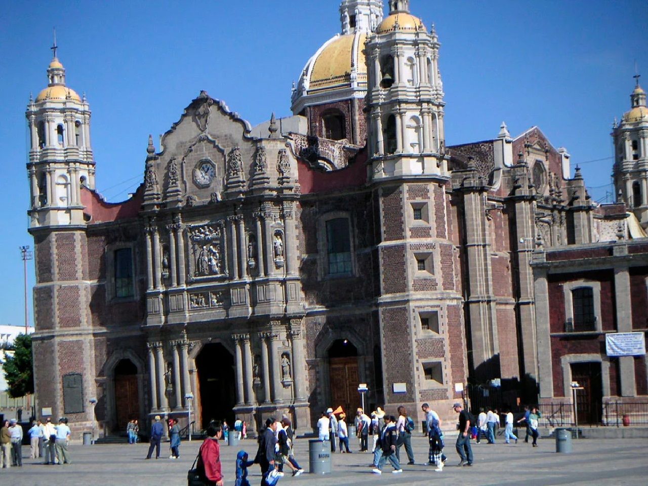 Estudios, evidencian lo que a simple vista observan los ciudadanos, la CDMX enfrenta problemas de hundimientos. Cortesía: local.mx
