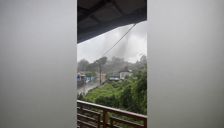 Filipinas sufre el impacto de un tornado que deja decenas de viviendas destruidas en Cabugao, aqu&iacute; el v&iacute;deo