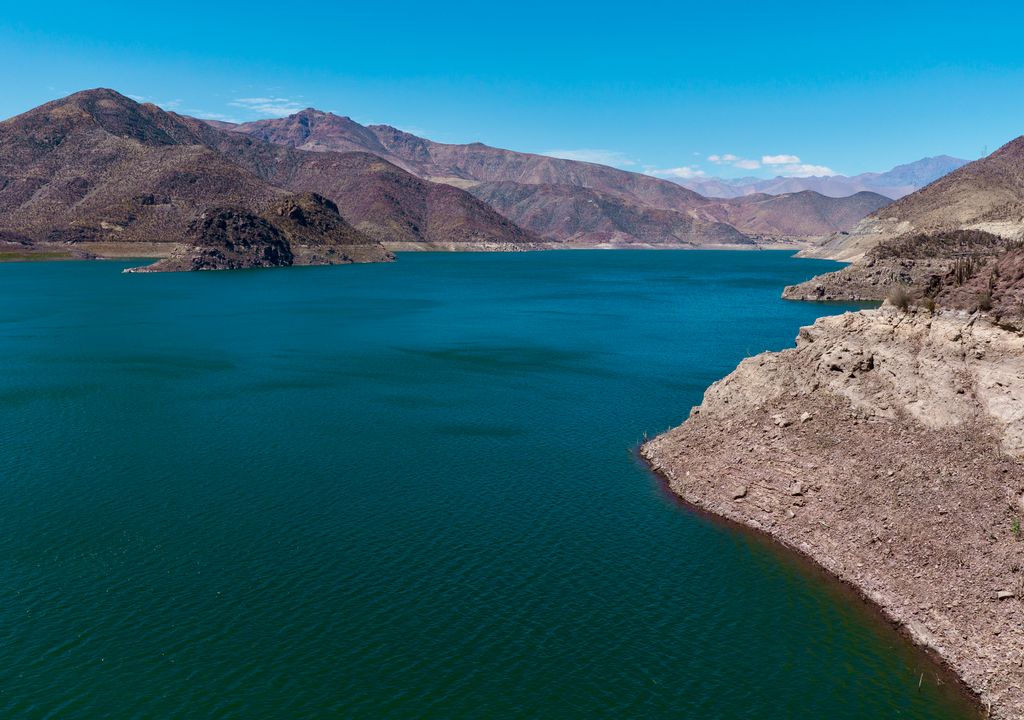 Embalse Puclaro, Valle del Elqui. Embalse Puclaro, Valle del Elqui.