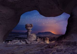 Un viaje a otro mundo: descubre el parque prehistórico argentino que parece terreno lunar