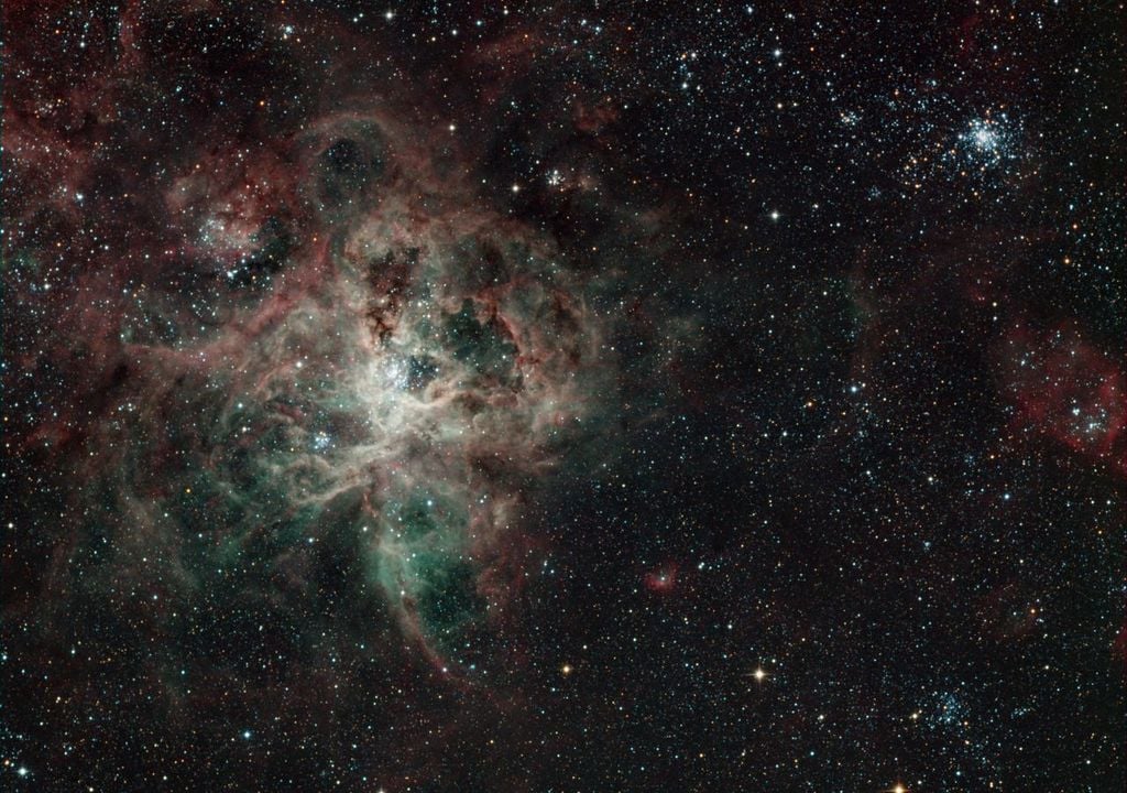 La nebulosa de la Tarántula es una de las regiones de formación estelar más activa de las galaxias cercanas a la Vía Láctea.