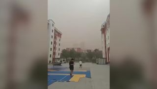 Una gran tormenta de arena engulle la ciudad china de Harbin: vientos de m&aacute;s de 130 km/h y varios heridos, aqu&iacute; el v&iacute;deo