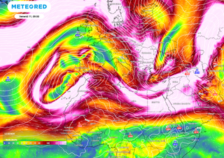 Una depressione in arrivo domani dall'Atlantico scatena il caos nelle previsioni meteo per Pasqua: colpirà l'Italia?