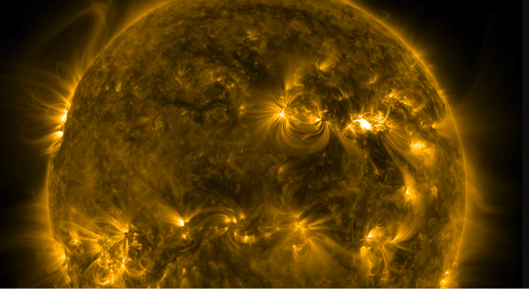 Espectacular llamarada solar observada por la Nave SDO. Imagen y crédito: NASA/SDO