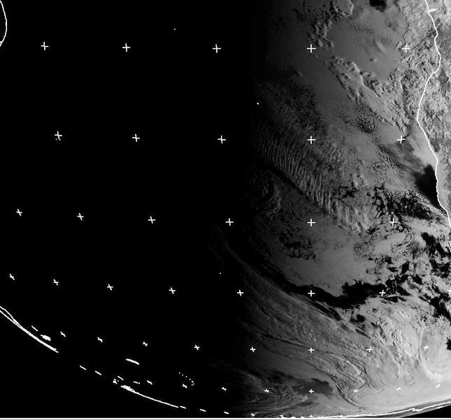 Imágenes de IR, arriba, WV, centro, y VIS, abajo, del 12 de octubre de 2014 a las 06 UTC.