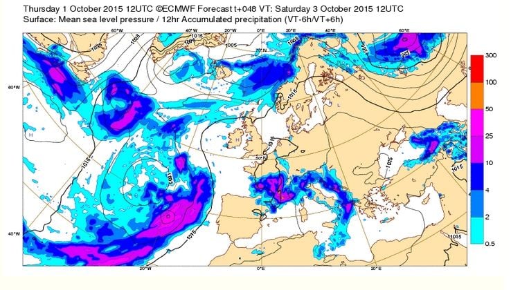 Mapas de 500 hPa, arriba, y presión en superficie junto con precipitaciones previstas, abajo, según modelo determinista del CEPPM del 1 de octubre para el 3 a las 00UTC.