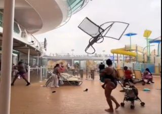 Una fuerte tormenta causó pánico a bordo de un crucero en Florida: los videos