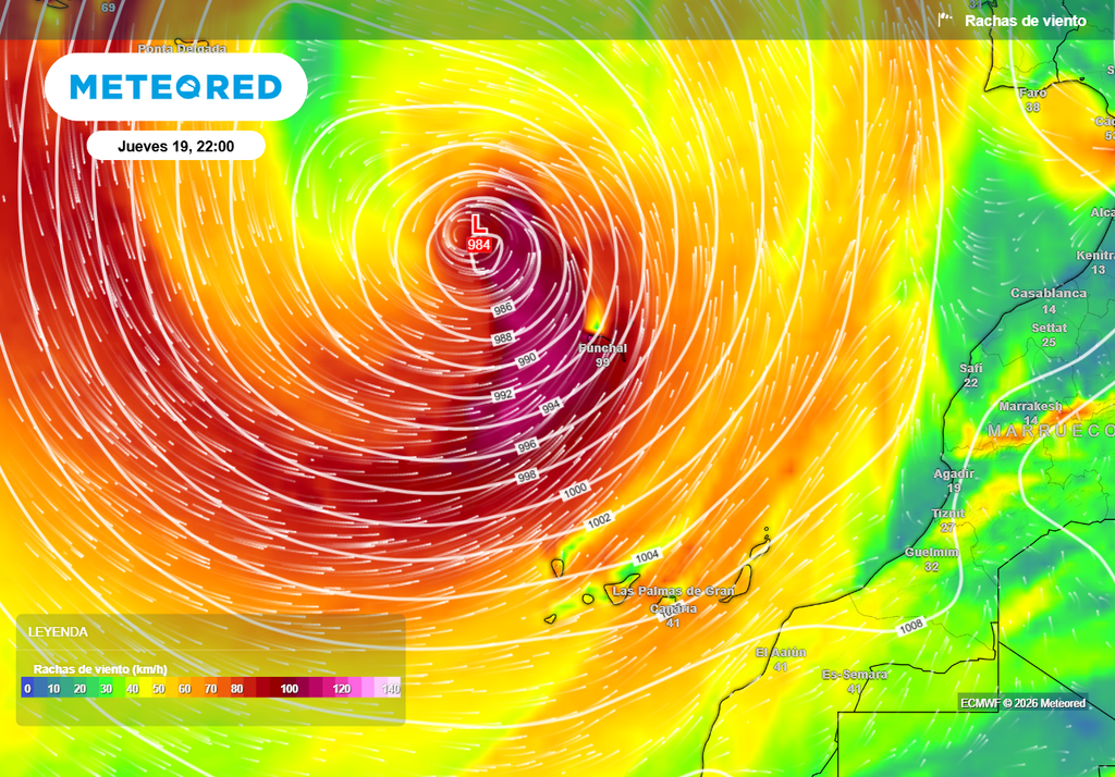 La aproximación de la borrasca a Canarias podría dejar una situación bastante adversa, a la espera de que después pueda afectar al resto de España.