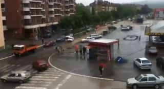 Una inundación repentina anega una ciudad en solo cinco minutos