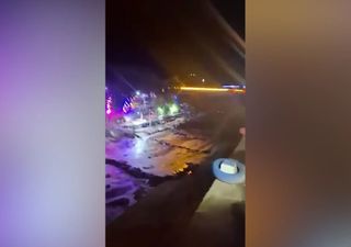 ¡Una inundación sorprende a los habitantes del valle de Ourika, Marruecos! Fuerte tormenta provocó la crecida del río