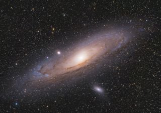 Una investigación del IAC revela estructuras ocultas en una de las galaxias espirales más grandes del universo