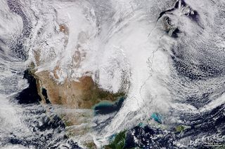 Una poderosa borrasca invernal azota a EE.UU. y paraliza a una parte del país